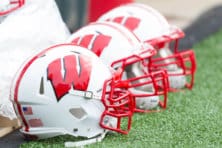 Wisconsin adds Hawaii, Florida Atlantic, Troy to future football schedules