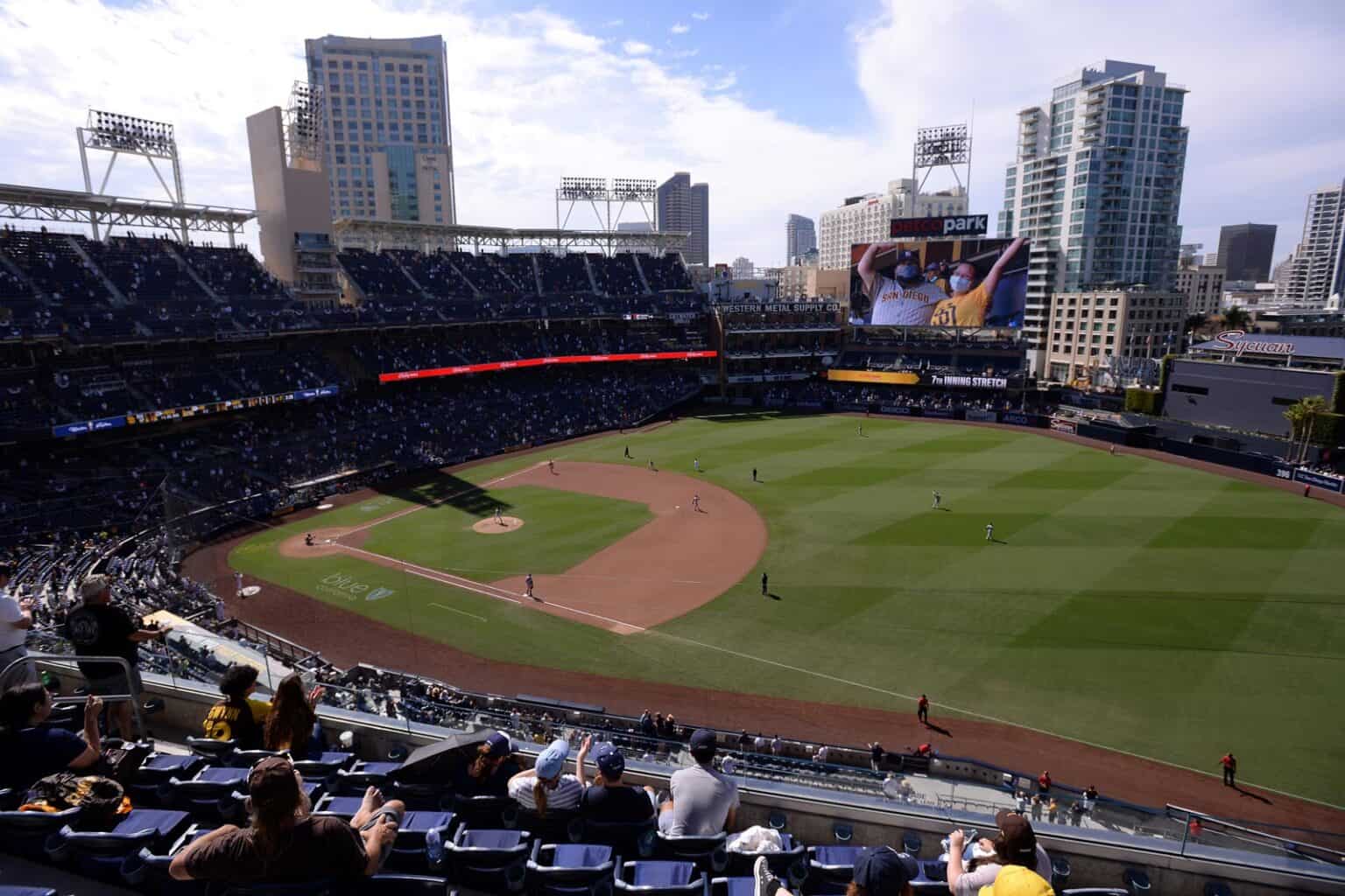 2021 Sdccu Holiday Bowl To Be Played At Petco Park