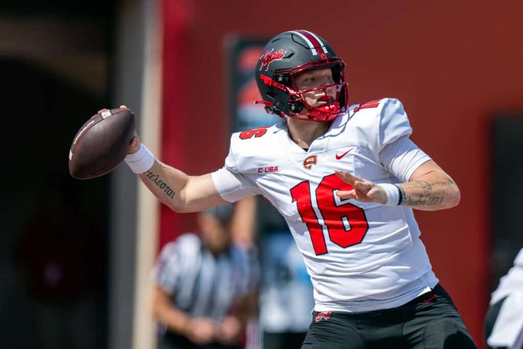 Western Kentucky adds North Alabama to 2025 football schedule