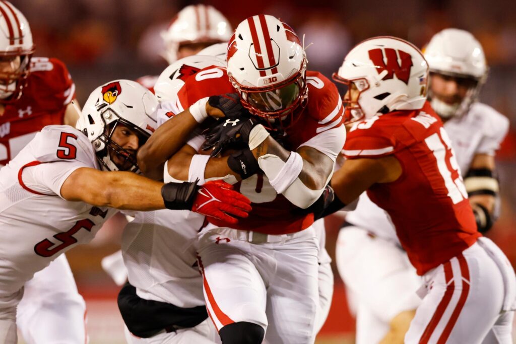 Wisconsin, Illinois State adjust football game date in 2029